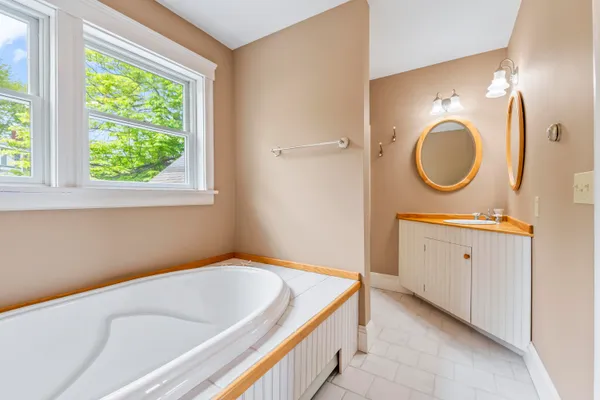 $1,495,000 | 15 Church Lane, Phippsburg, ME 04562