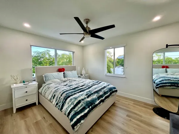 $2,100,000 | 34 South Blackwater Lane, Key Largo, FL 33037