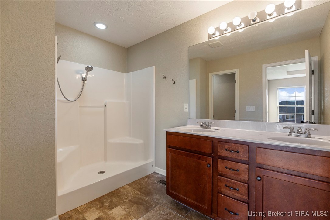 3006 Zachary Trail Georgetown, IN 47122 - Photo 18 of 47