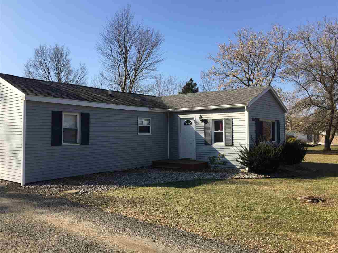 3718 East Millbrook Road Mount Pleasant, MI 48858 - Photo 3 of 21 1843130-2.JPG