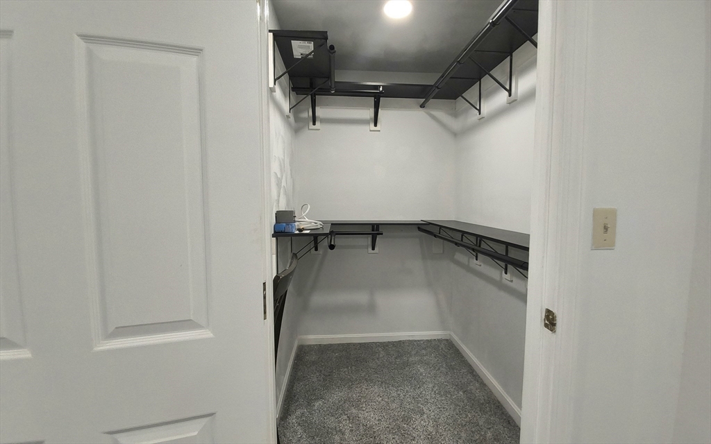 154 Dudley Oxford Road Dudley, MA 01571 - Photo 25 of 42