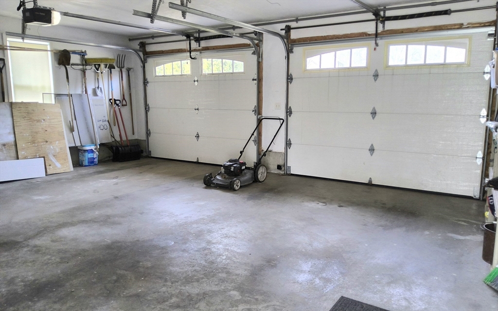 154 Dudley Oxford Road Dudley, MA 01571 - Photo 28 of 42