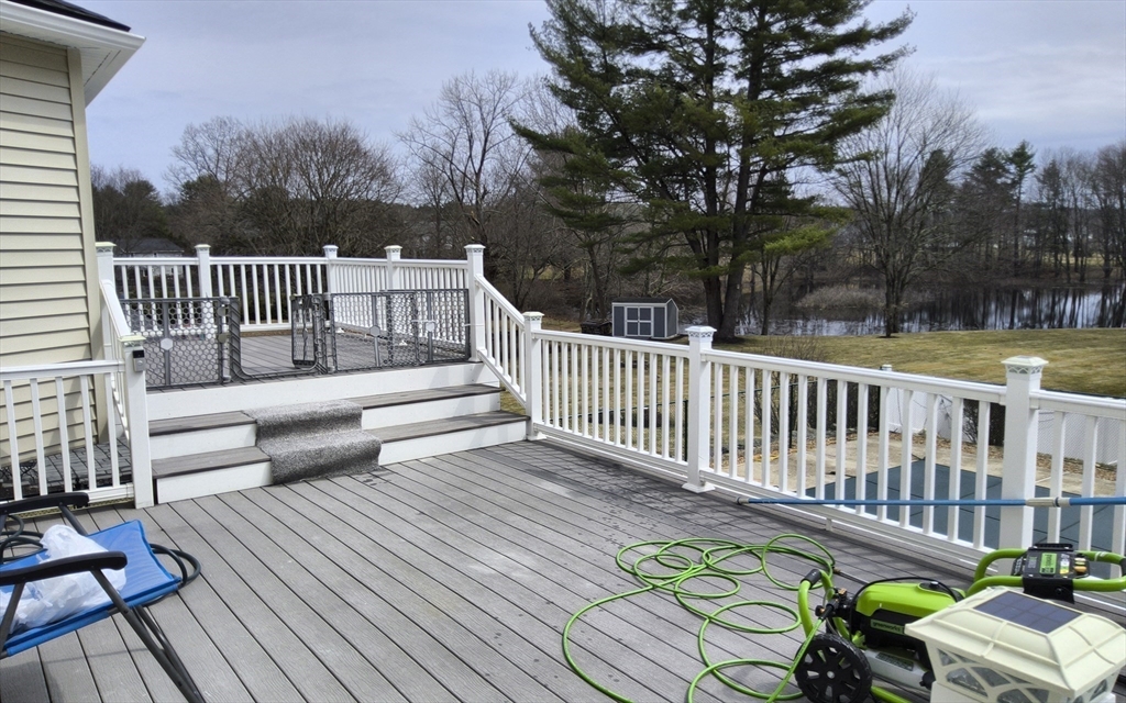 154 Dudley Oxford Road Dudley, MA 01571 - Photo 30 of 42