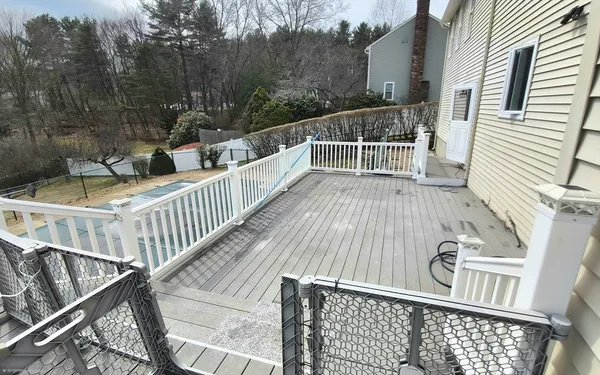 $749,999 | 154 Dudley Oxford Road, Dudley, MA 01571