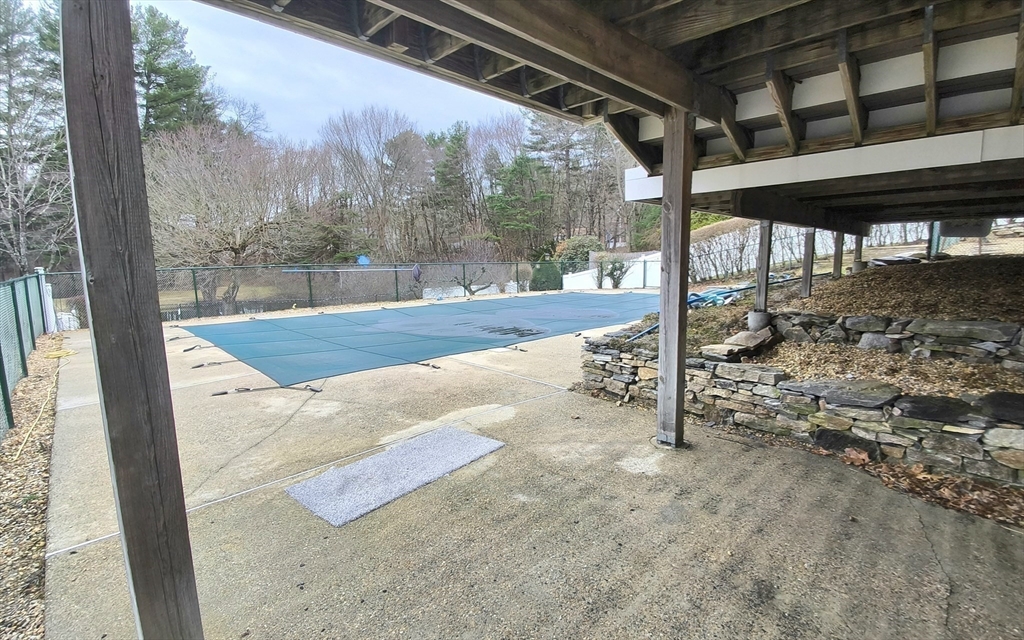 154 Dudley Oxford Road Dudley, MA 01571 - Photo 32 of 42