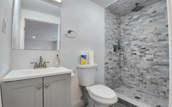 $749,999 | 154 Dudley Oxford Road, Dudley, MA 01571