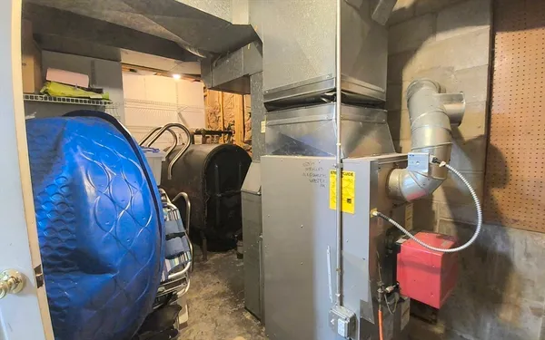 $749,999 | 154 Dudley Oxford Road, Dudley, MA 01571