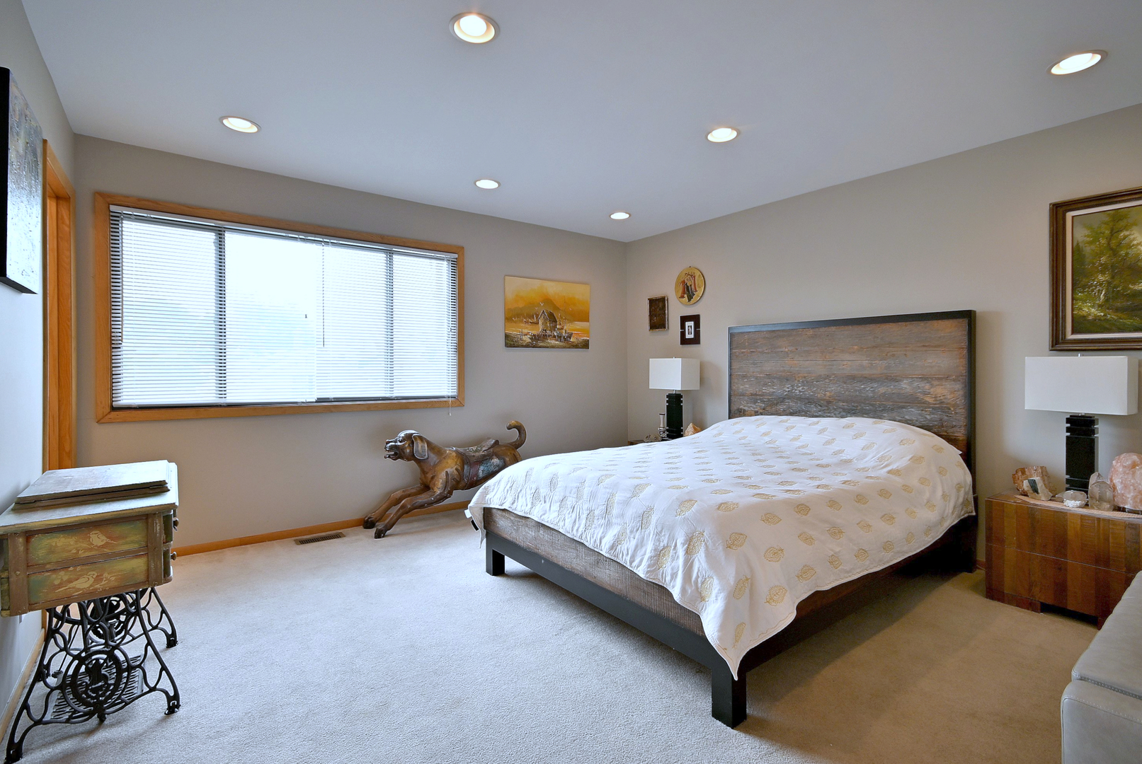 2350 North Sayre Avenue, Unit G Chicago, IL 60707 - Photo 13 of 30 a bedroom with a bed and window