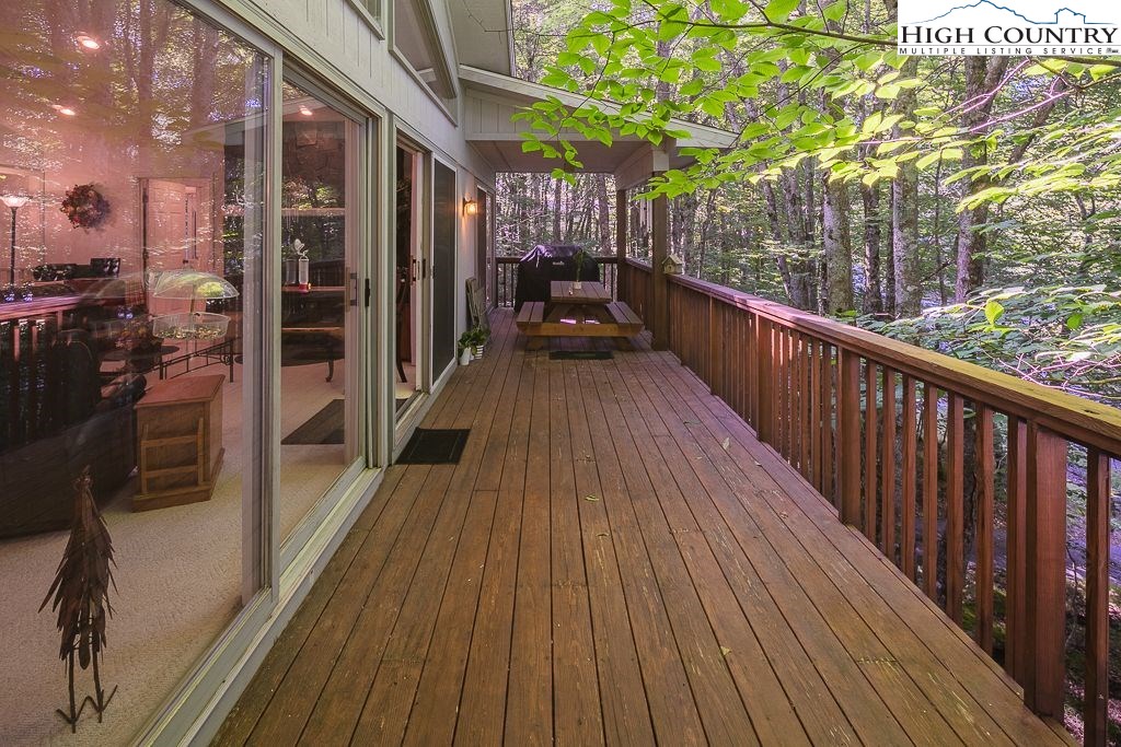 102 Lower Grouse Ridge Road Beech Mountain, NC 28604 - Photo 16 of 34 Gallery Image 16