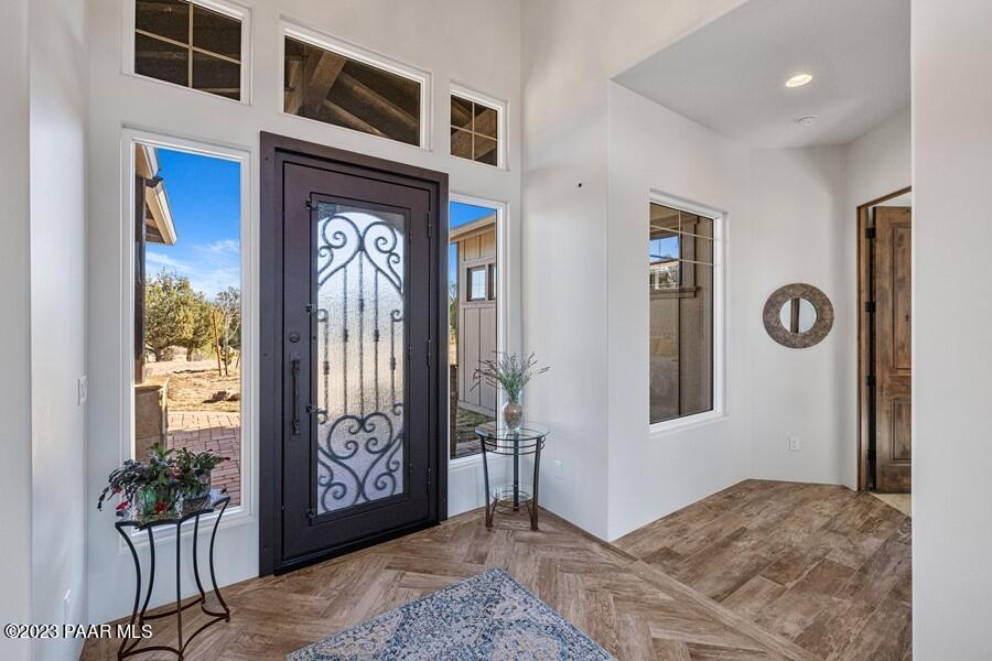 4950 West Three Forks Road Prescott, AZ 86305 - Photo 10 of 43 Pic Inside Front Door