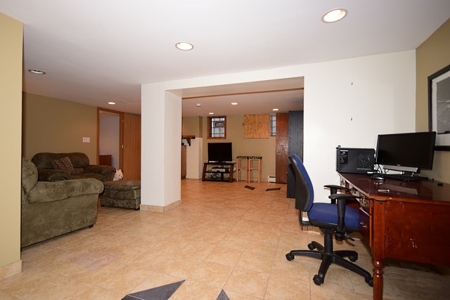 269 Gage Road Riverside, IL 60546 - Photo 20 of 24