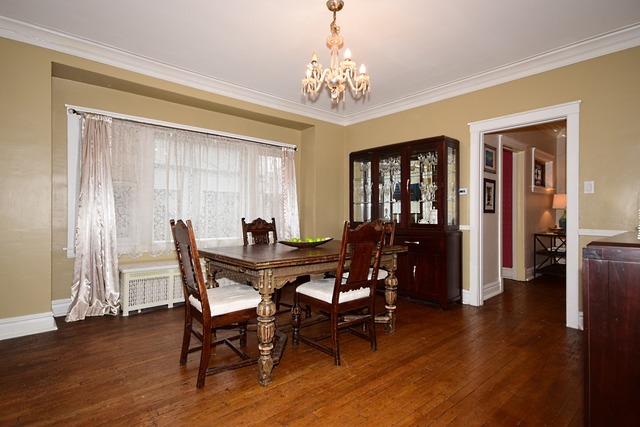 269 Gage Road Riverside, IL 60546 - Photo 9 of 24
