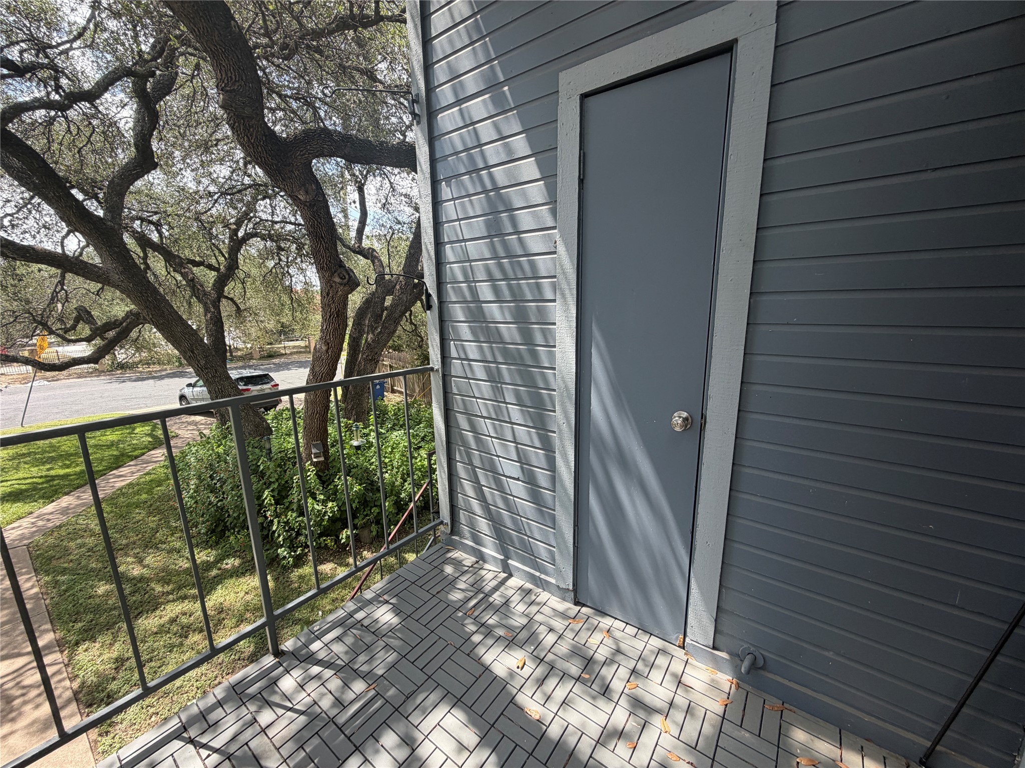 3744 Valley View Road, Unit C Austin, TX 78704 - Photo 23 of 25 a view of a pathway of a house