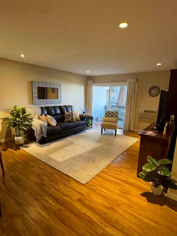 $329,900 | 1085 Murrieta Boulevard, Unit 124, Livermore, CA 94550