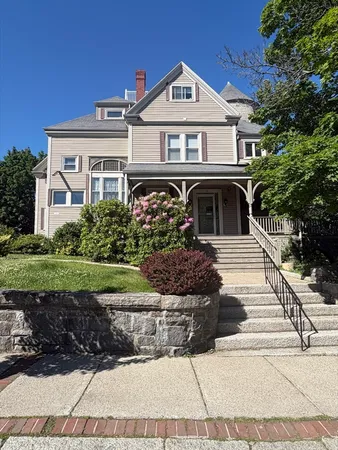 $1,650 | 7 Highland Avenue, Unit 3, Beverly, MA 01915