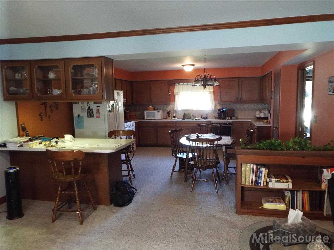 7235 Flamingo Road Algonac, MI 48001 - Photo 4 of 16 31210462-3.JPG
