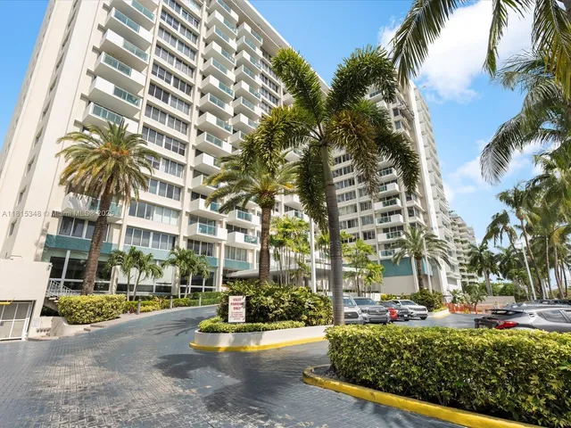 $375,000 | 1200 West Avenue, Unit PH24, Miami Beach, FL 33139