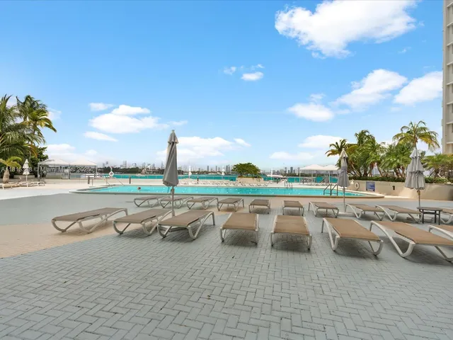 $375,000 | 1200 West Avenue, Unit PH24, Miami Beach, FL 33139