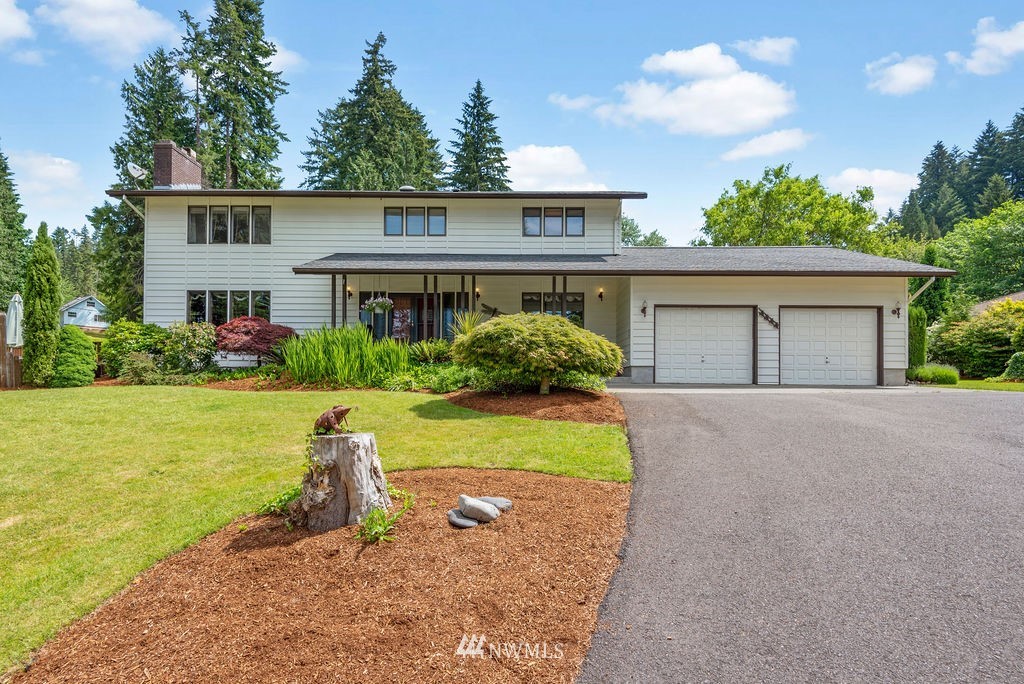 4444 Poplar Way Longview, WA 98632 - Photo 1 of 25 Gallery Image 1