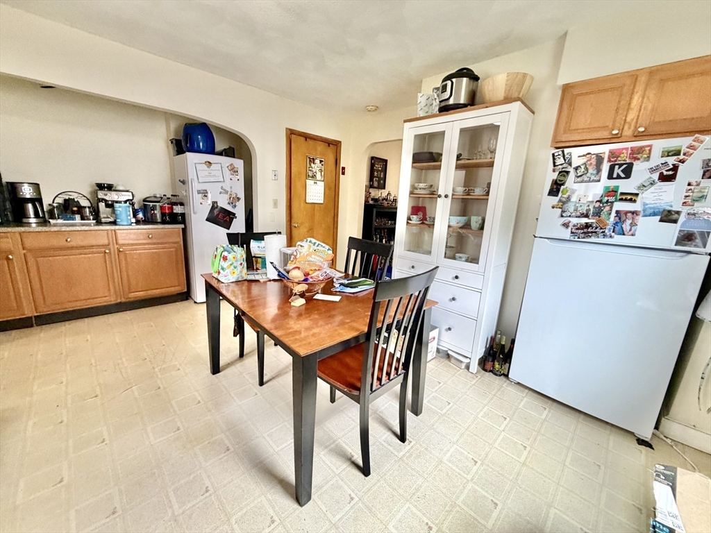 17 Clinton Street Newton, MA 02458 - Photo 10 of 23