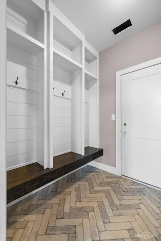 $750,000 | 483 Deerfield Drive, Oswego, IL 60543