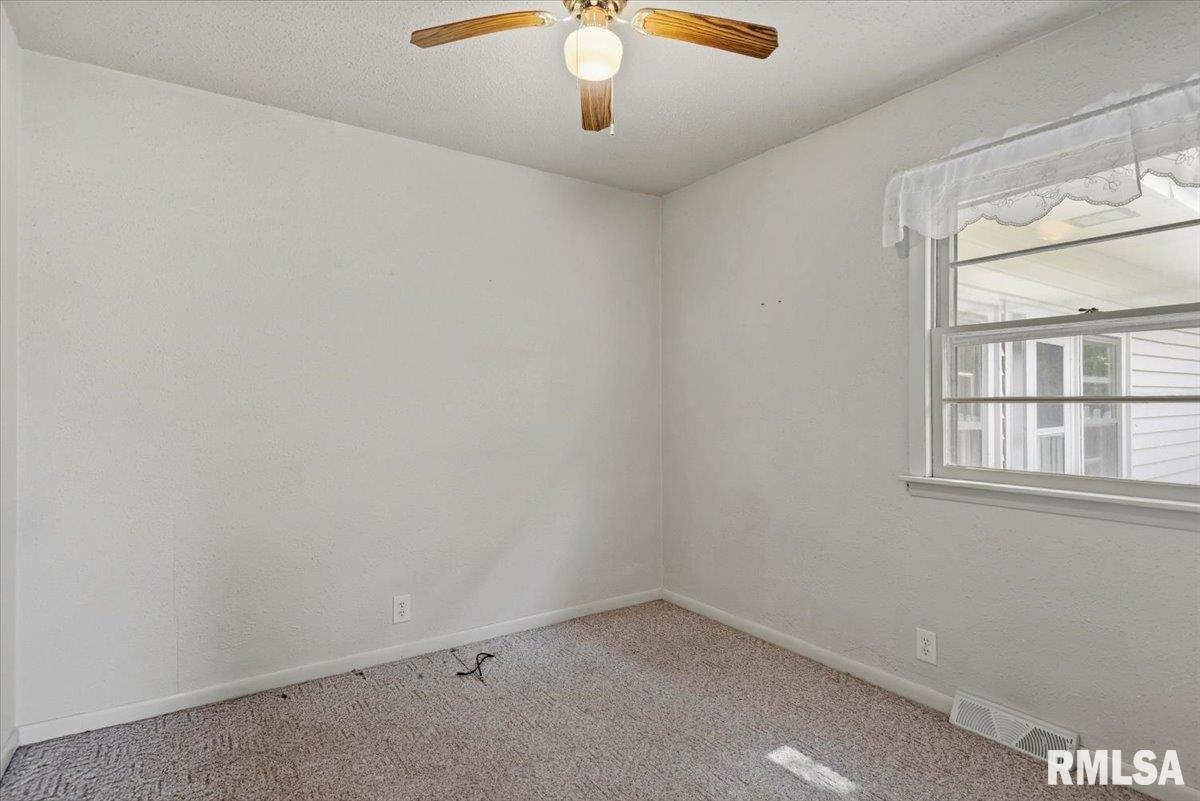 12 Wenzel Lane Springfield, IL 62702 - Photo 20 of 41