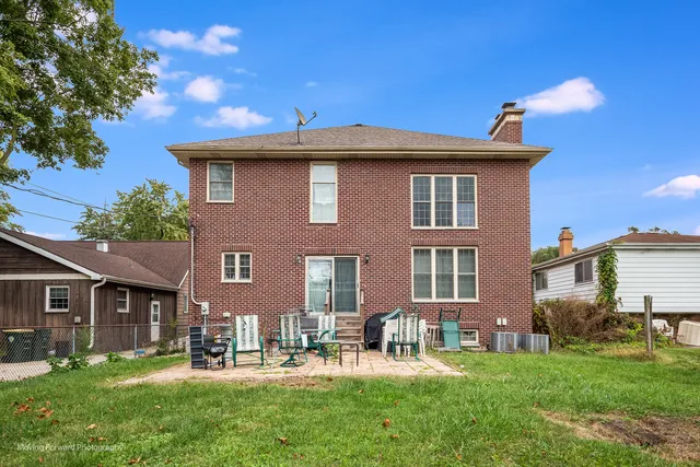 $690,000 | 4018 North Grant Street, Westmont, IL 60559