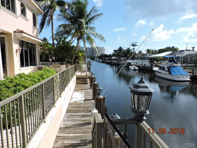 770 Coventry Street Boca Raton, FL 33487 - Photo 3 of 14 a view of balcony and patio