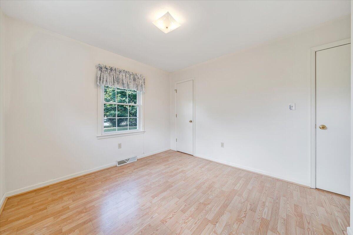 5032 Bruceton Road Southwest Roanoke, VA 24018 - Photo 20 of 44 20-MIB00681