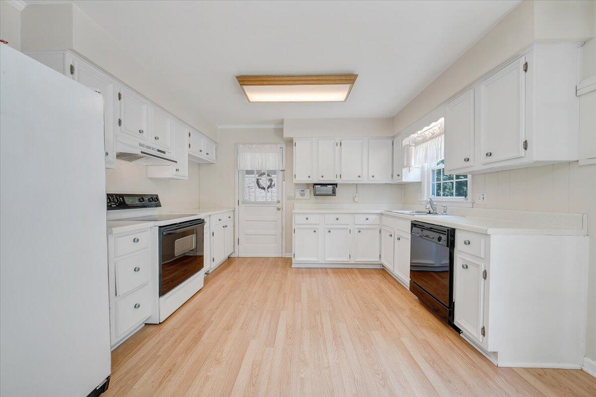 5032 Bruceton Road Southwest Roanoke, VA 24018 - Photo 7 of 44 06-MIB00627