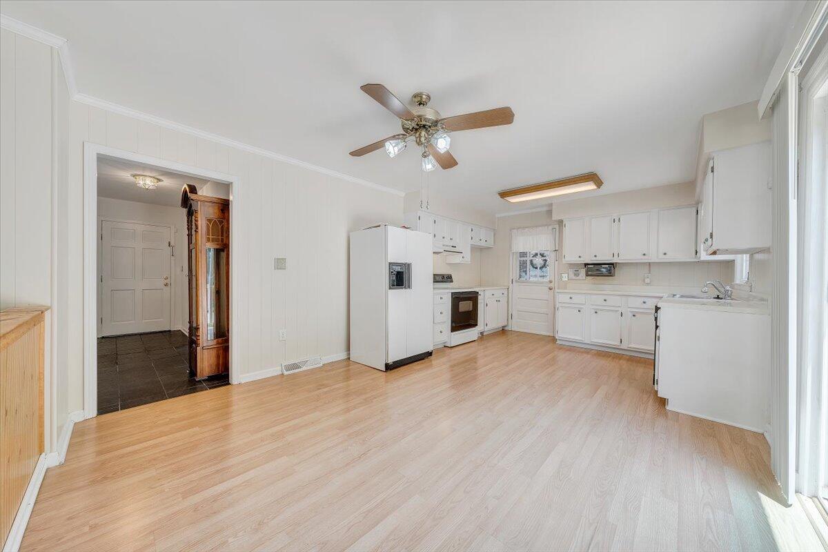 5032 Bruceton Road Southwest Roanoke, VA 24018 - Photo 8 of 44 07-MIB00630