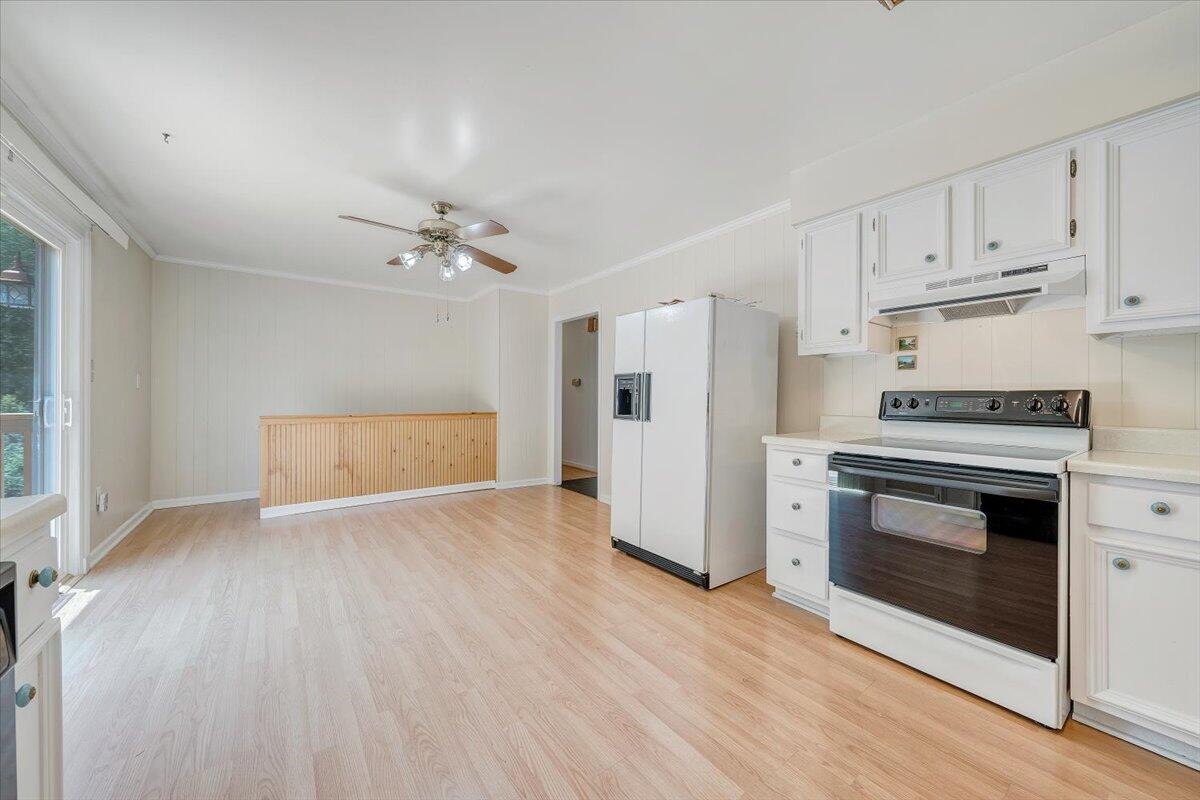 5032 Bruceton Road Southwest Roanoke, VA 24018 - Photo 9 of 44 Eat-in kitchen