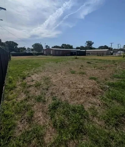 $195,000 | 111 East Butler Street, Yates Center, KS 66783