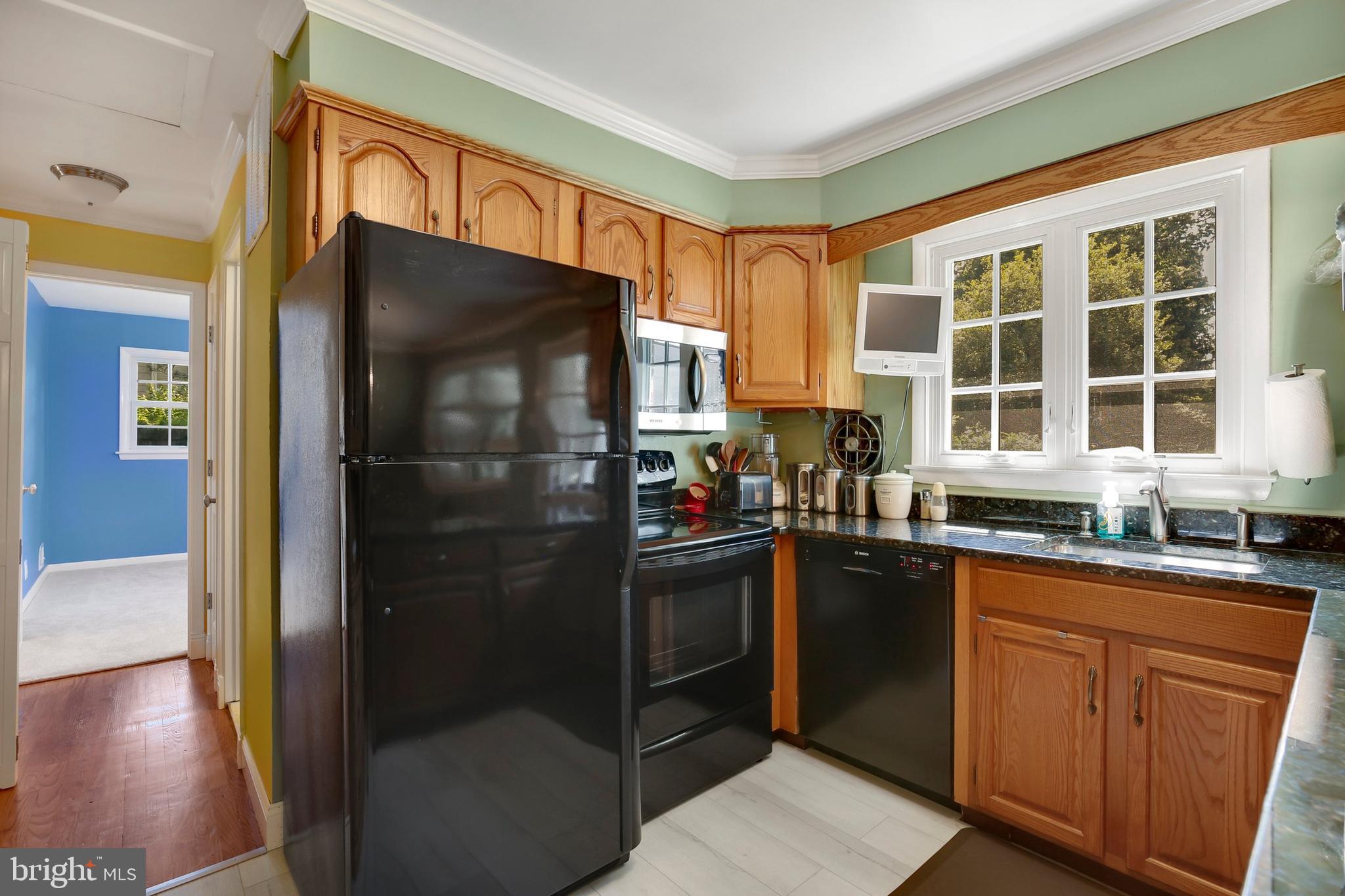13912 Schaeffer Road Germantown, MD 20874 - Photo 12 of 39 Gallery Image 12