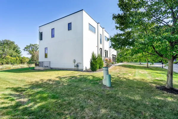 $1,250,000 | 3112 Cara Lane, Oak Brook, IL 60523
