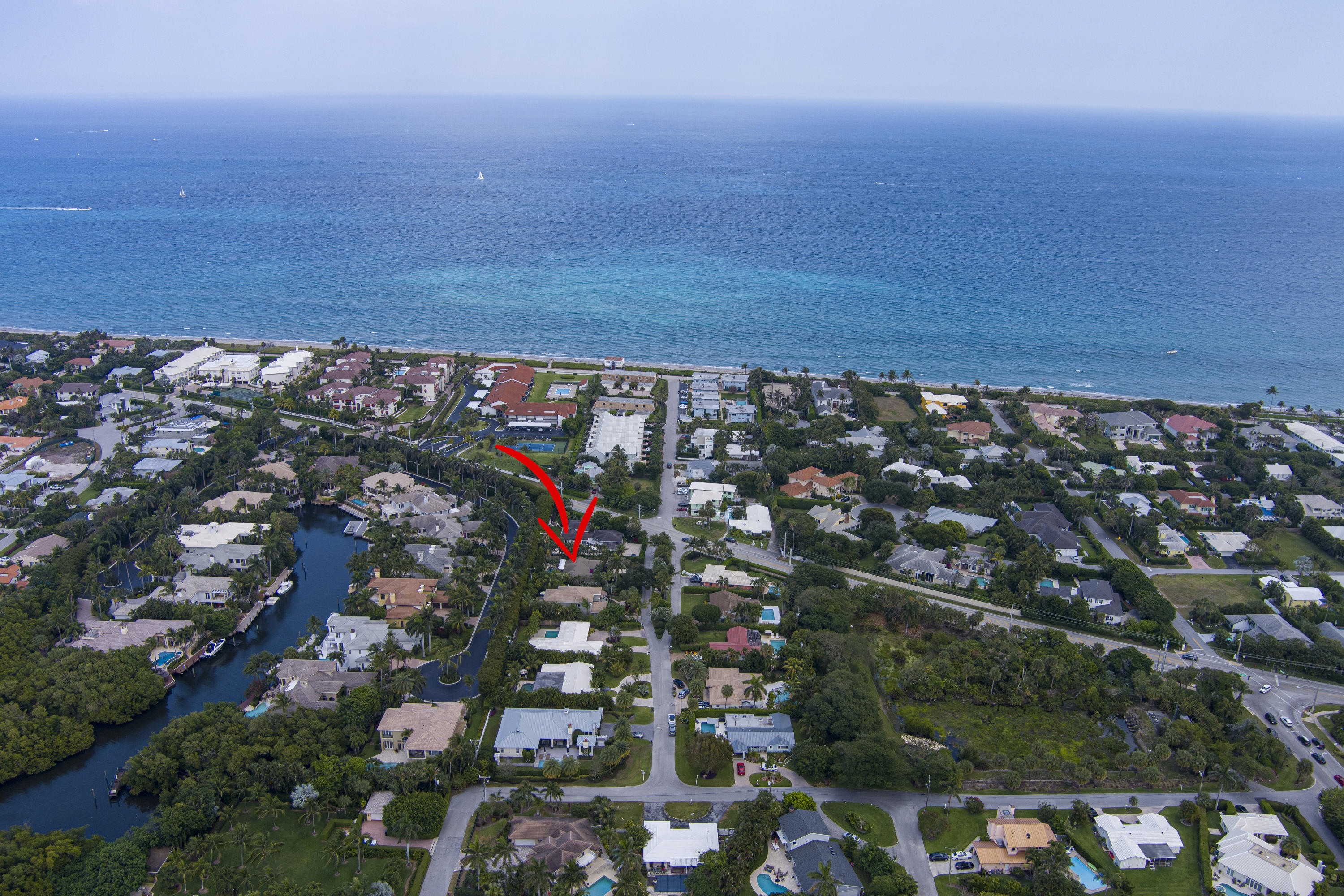 8 Ridge Boulevard Ocean Ridge, FL 33435 - Photo 6 of 51 MAX_0083(1)