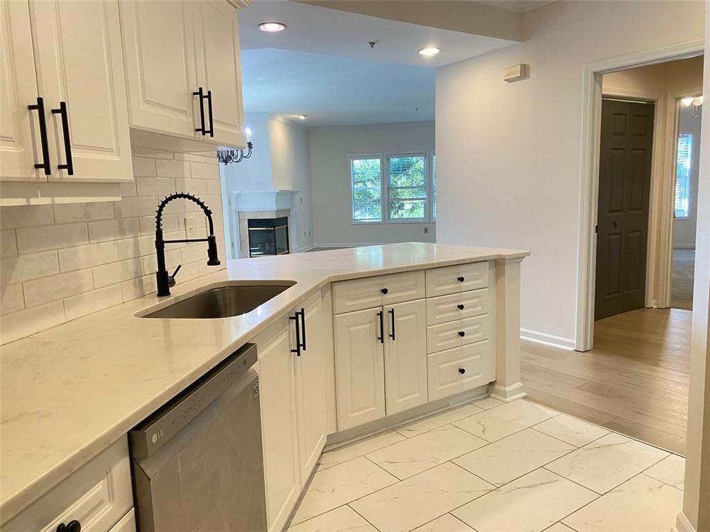 3047 Lenox Road Northeast, Unit 1202 Atlanta, GA 30324 - Photo 17 of 69