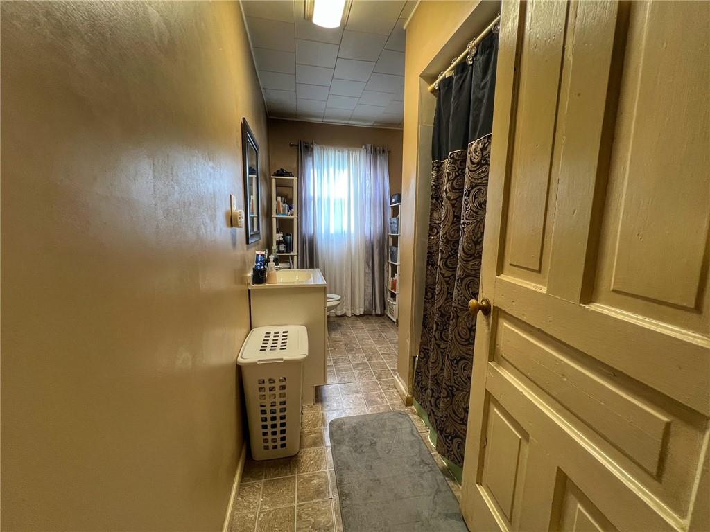 503 Vulcan Street McKees Rocks, PA 15136 - Photo 13 of 19