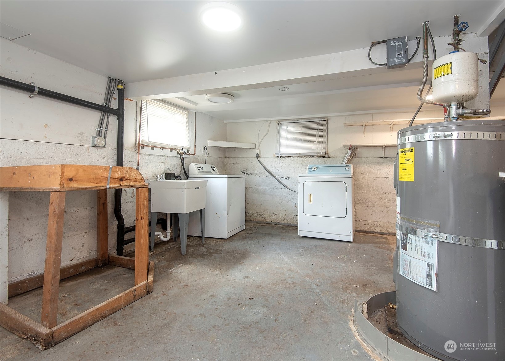 1032 Rockefeller Avenue Everett, WA 98201 - Photo 24 of 28 Gallery Image 24