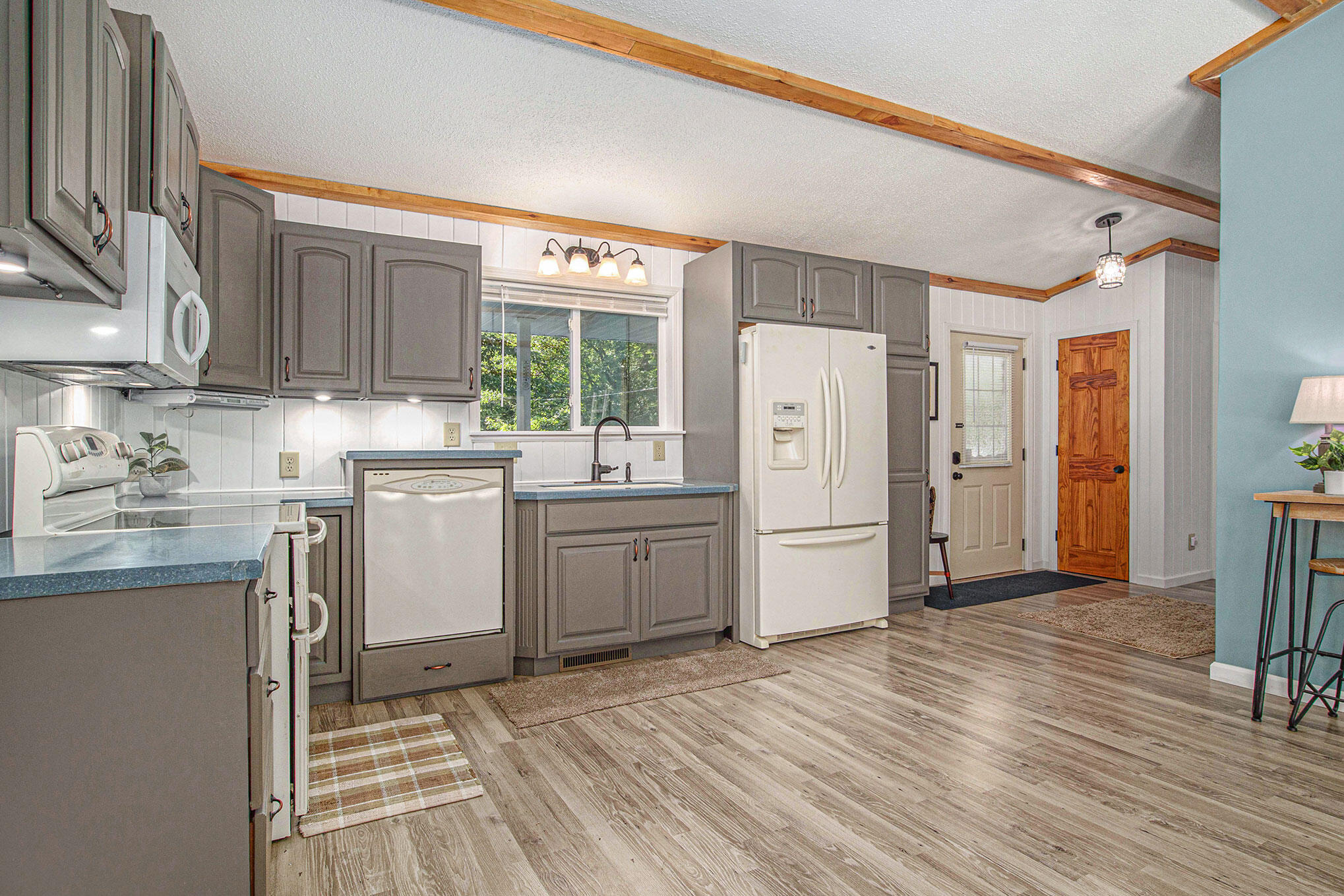 4488 Simonelli Road Whitehall, MI 49461 - Photo 3 of 35 IMG_9815