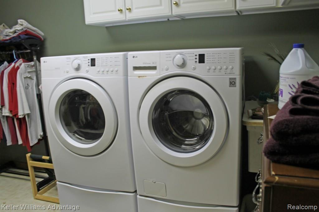 3507 Cullen Road Howell, MI 48855 - Photo 16 of 22 Laundry Room.jpg