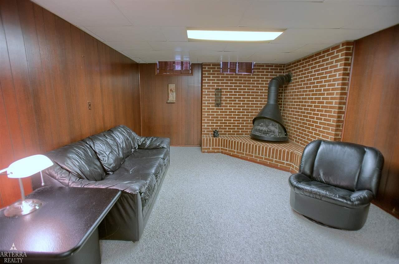 2479 Milverton Road Troy, MI 48083 - Photo 23 of 32 31319619-22.JPG