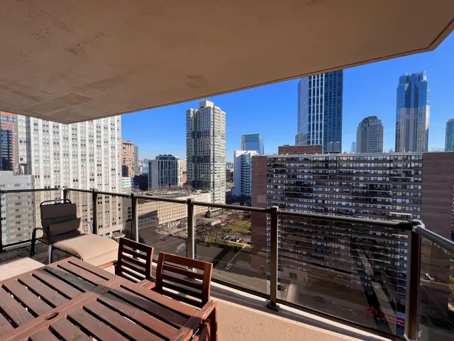 $2,525 | 280 Marin Boulevard, Unit 21L, Jersey City, NJ 07302