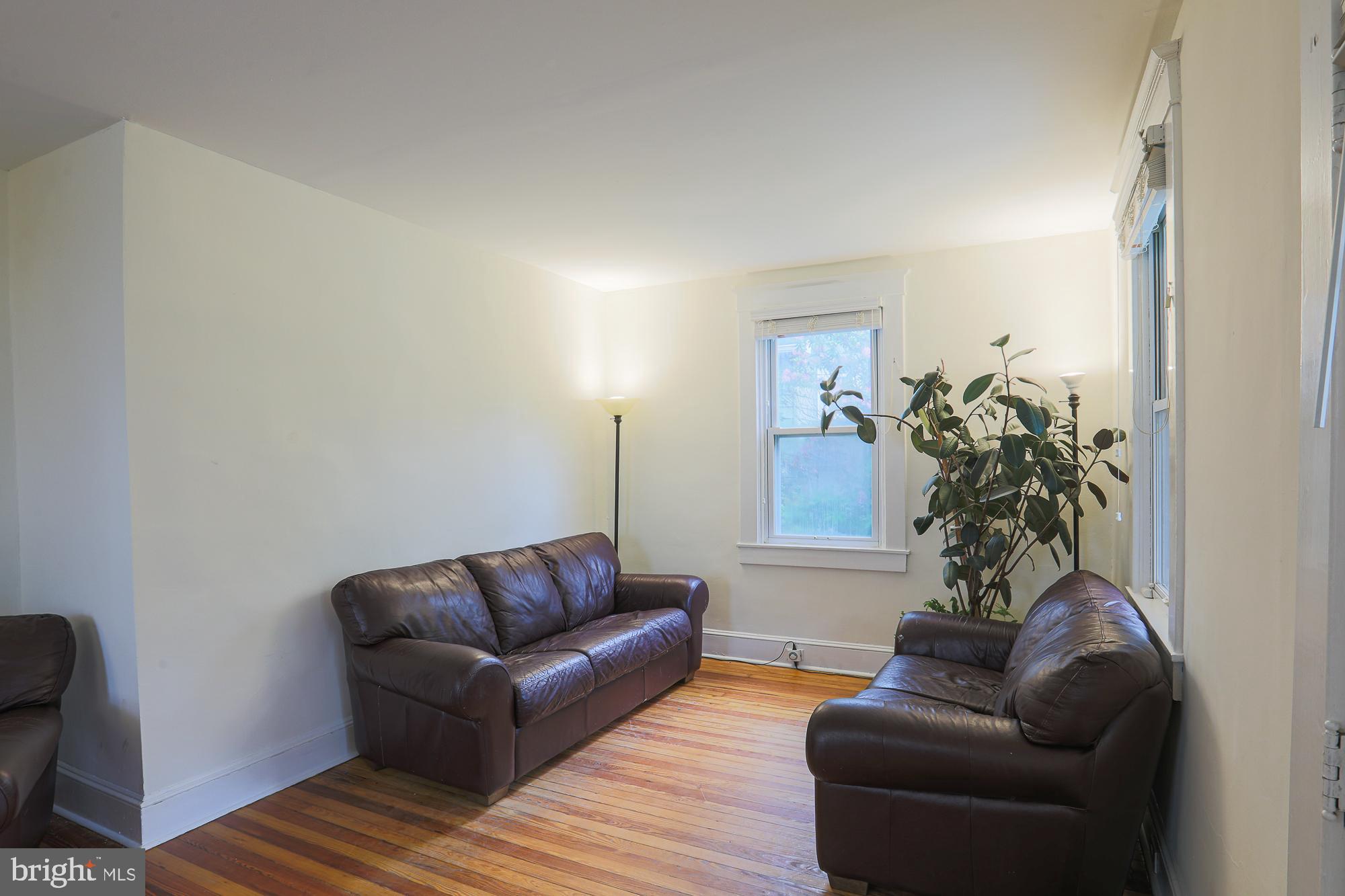 2705 Cheswolde Road Baltimore, MD 21209 - Photo 3 of 23 Gallery Image 3