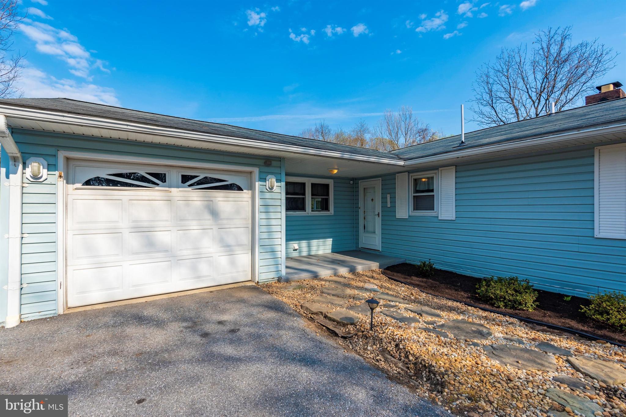 2532 Point Of Rocks Road Knoxville, MD 21758 - Photo 2 of 45