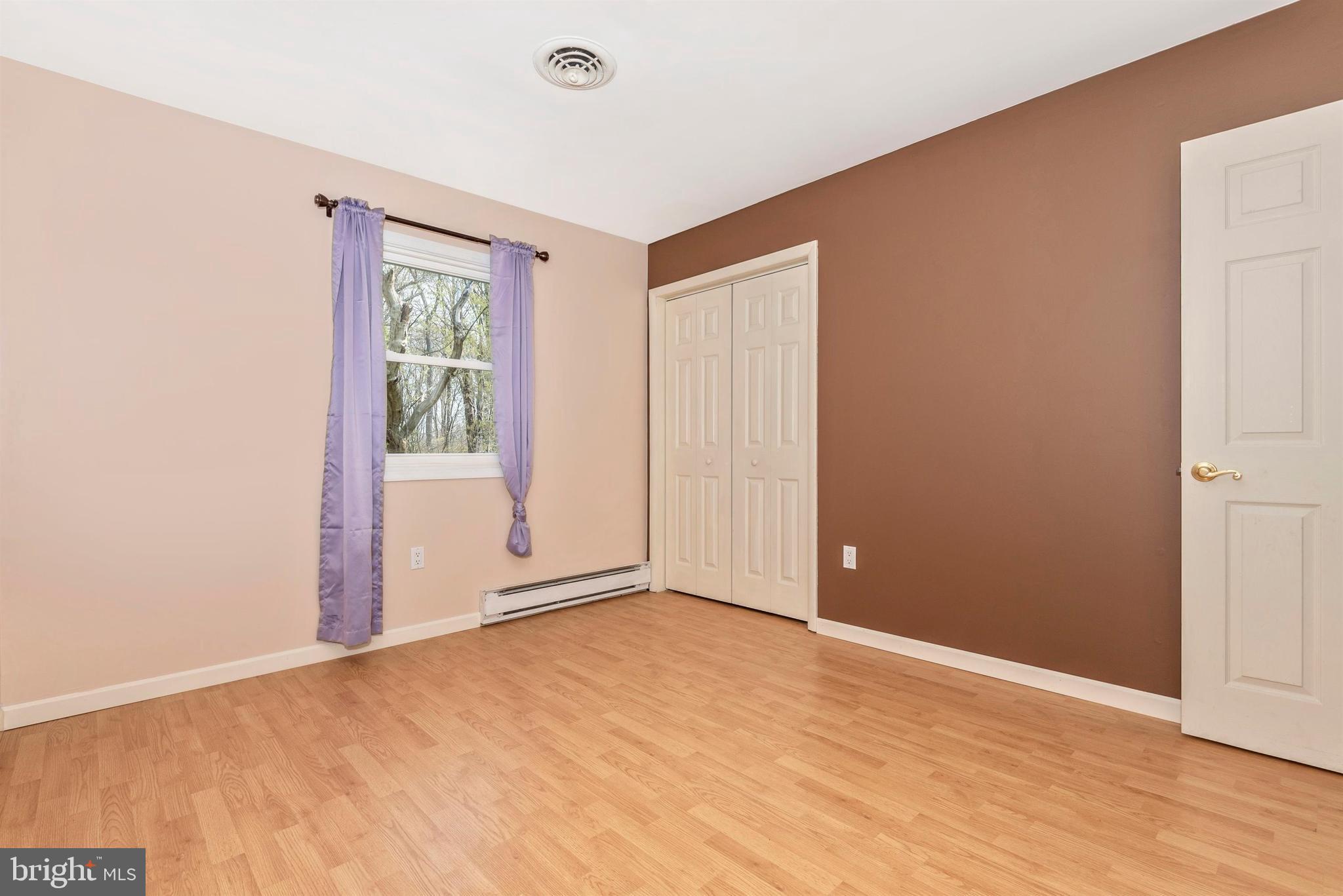 2532 Point Of Rocks Road Knoxville, MD 21758 - Photo 21 of 45 Bedroom 3