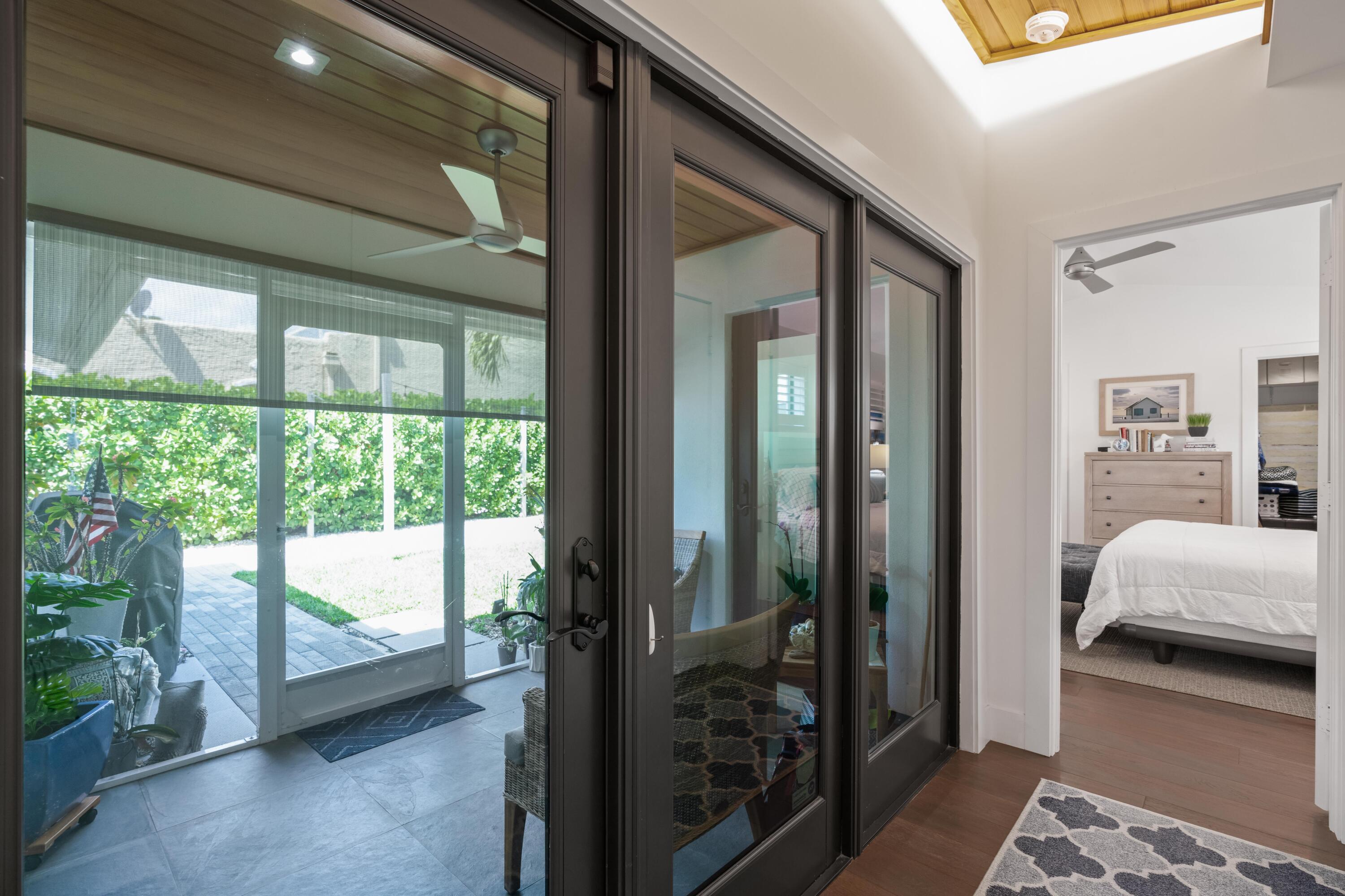 303 Pilgrim Road West Palm Beach, FL 33405 - Photo 16 of 55 _MLP6619