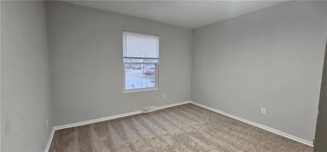 $299,000 | 1005 Southwest 23rd Street, Blue Springs, MO 64015