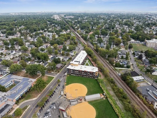 $3,150 | 140 West Webster Avenue, Unit 213, Roselle Park, NJ 07204