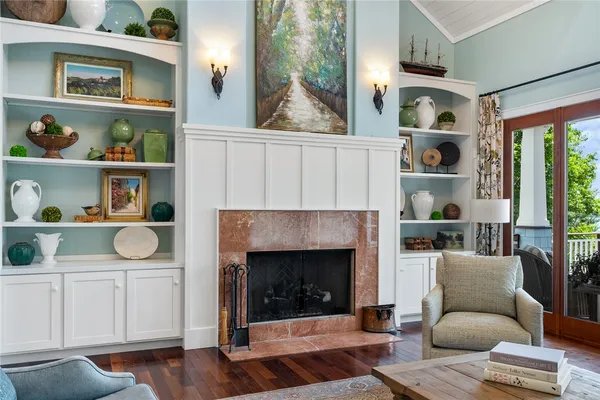 $2,650,000 | 302 Bay Hill Drive, West Union, SC 29696